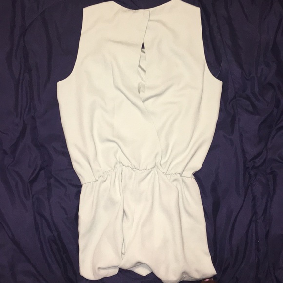 Forever 21 romper - Picture 4 of 5